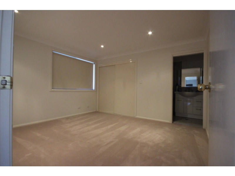 72 Lake Street, Forster NSW 2428