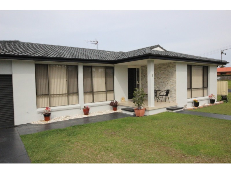6 Hawaii Avenue, Forster NSW 2428