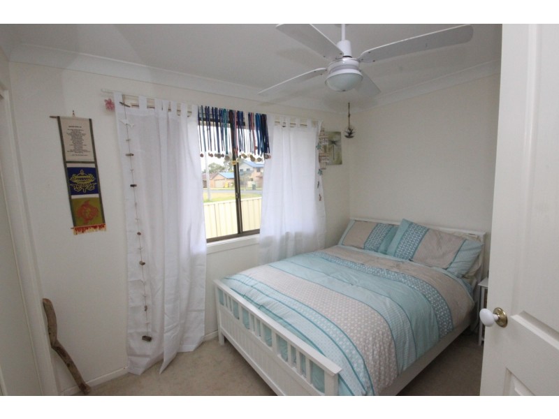 6 Hawaii Avenue, Forster NSW 2428