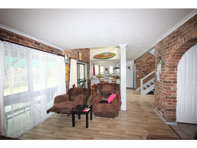 12 Tropic Gardens Drive, Smiths Lake NSW 2428