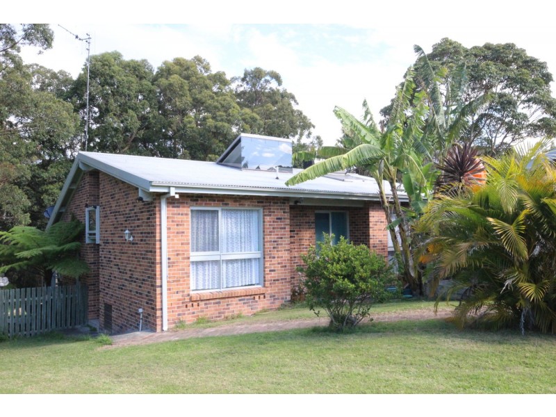 12 Tropic Gardens Drive, Smiths Lake NSW 2428