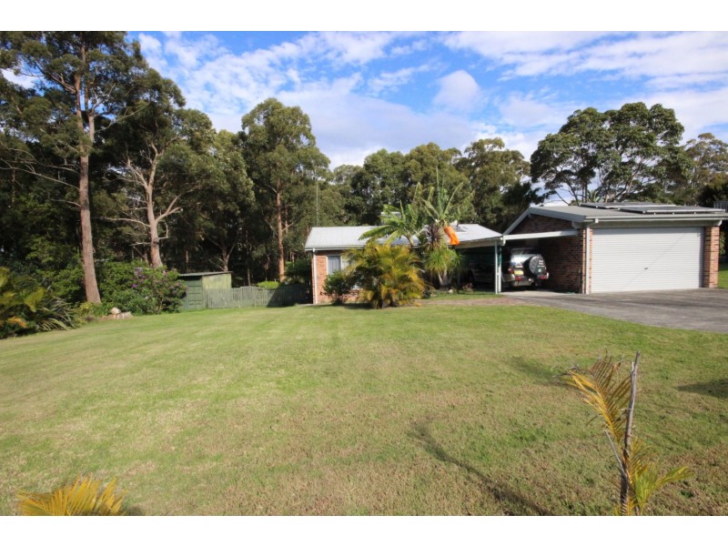 12 Tropic Gardens Drive, Smiths Lake NSW 2428