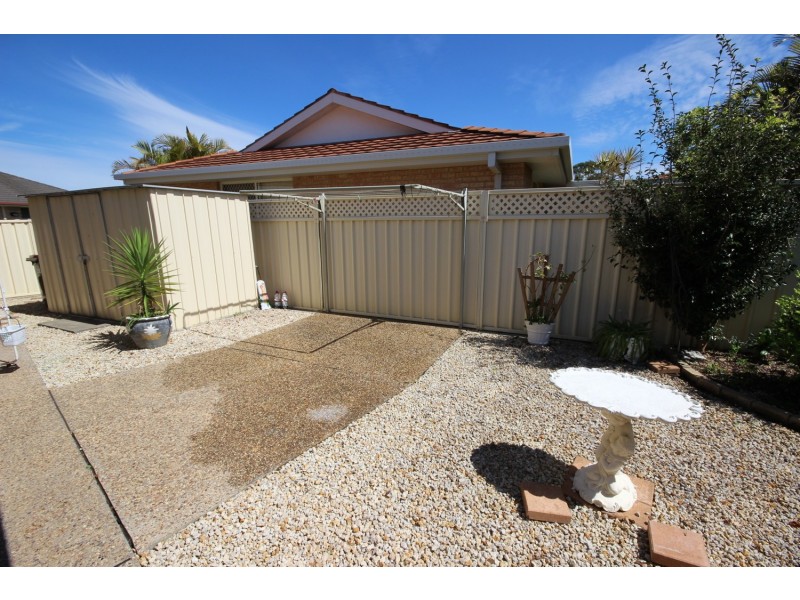 1/14 Hesper Drive, Forster NSW 2428