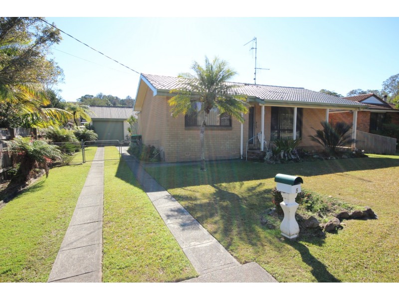 5 Garden Street, Forster NSW 2428