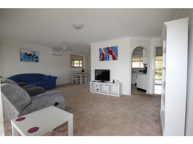 4 Christian Crescent, Forster NSW 2428