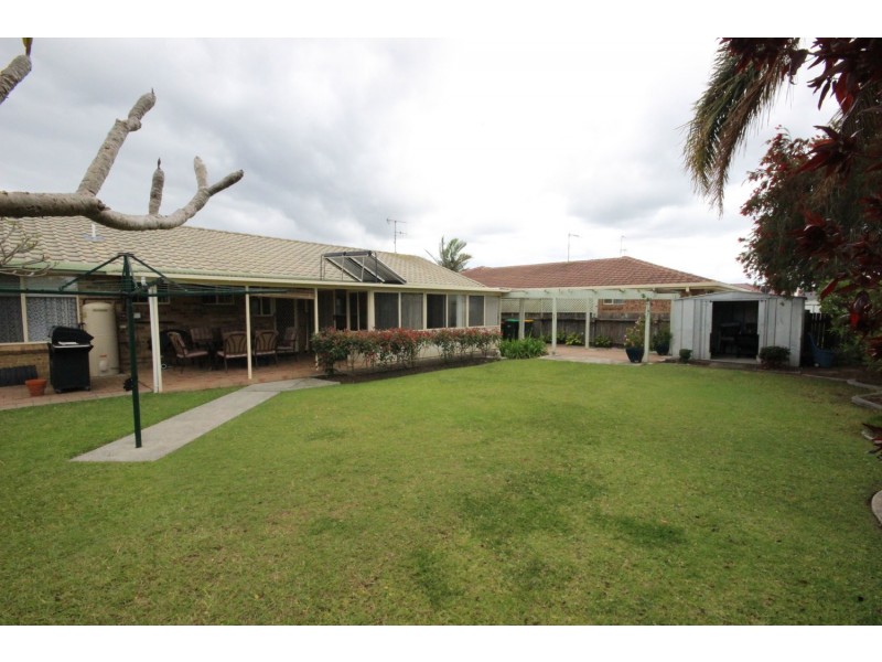 4 Christian Crescent, Forster NSW 2428