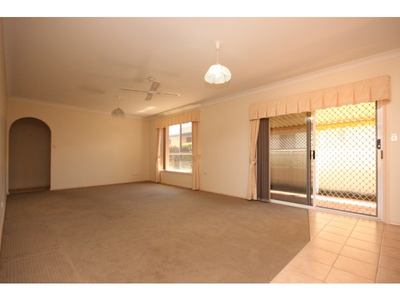 2/62 Kenrose Street, Forster NSW 2428