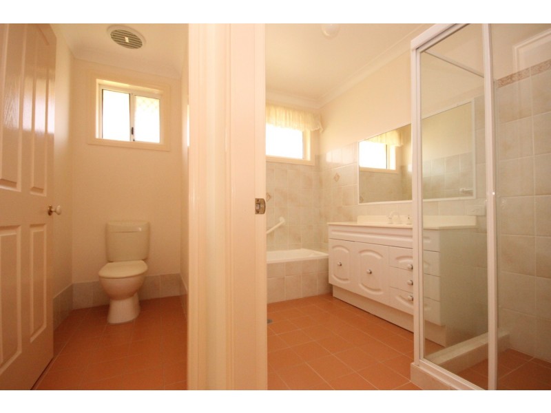 2/62 Kenrose Street, Forster NSW 2428