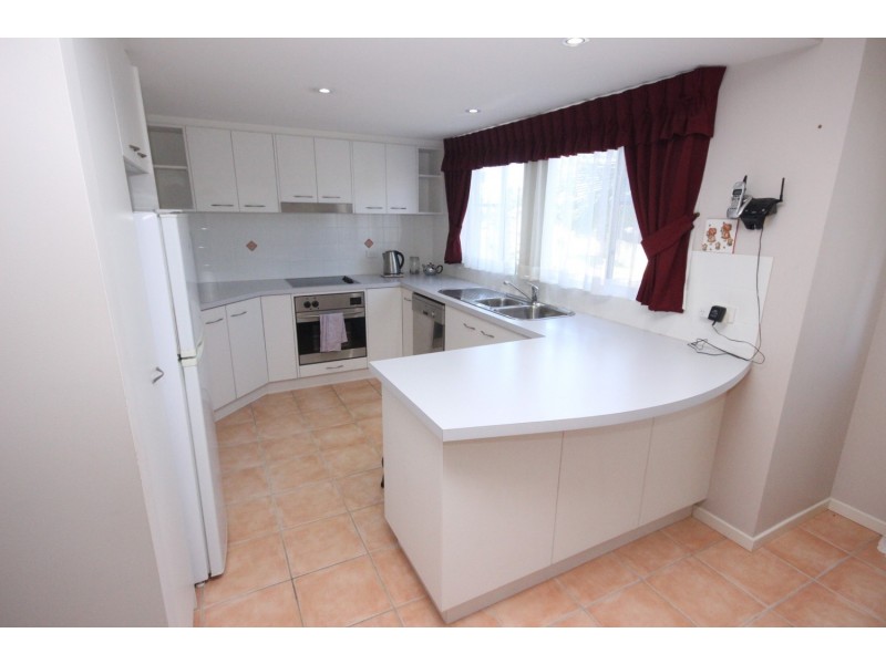 1/17 Beach Street, Tuncurry NSW 2428