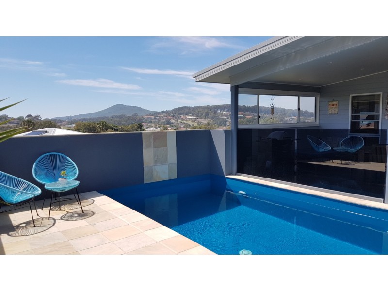 5 Narran Close, Forster NSW 2428