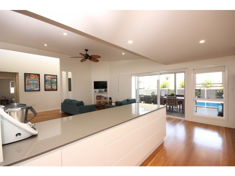 5 Narran Close, Forster NSW 2428