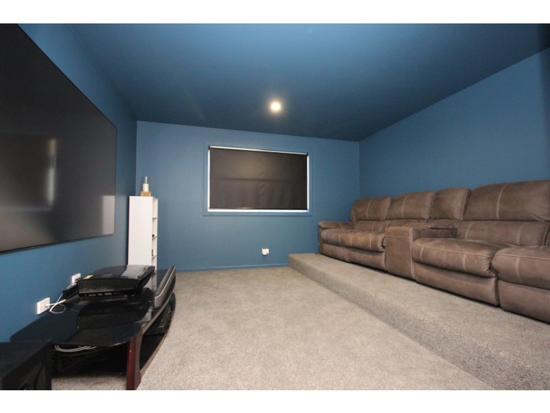 5 Narran Close, Forster NSW 2428