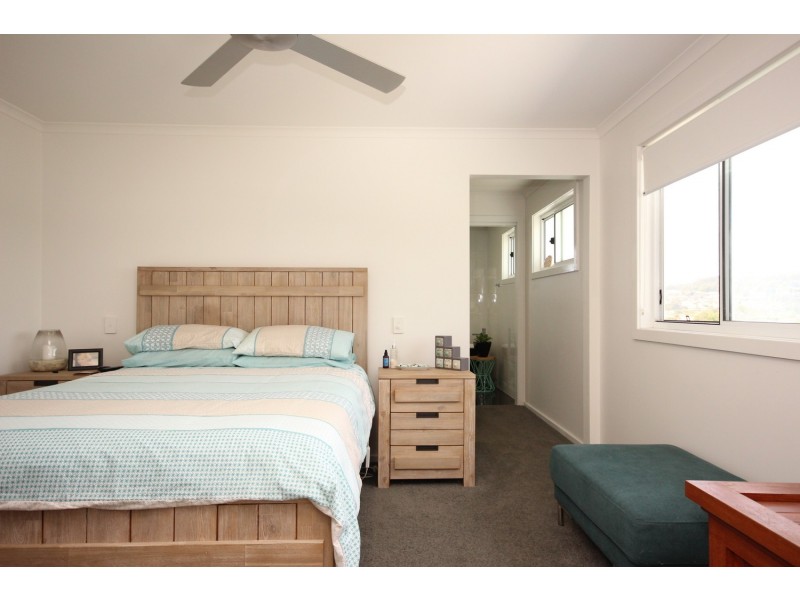 5 Narran Close, Forster NSW 2428