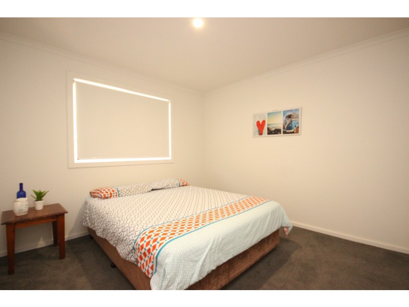 5 Narran Close, Forster NSW 2428