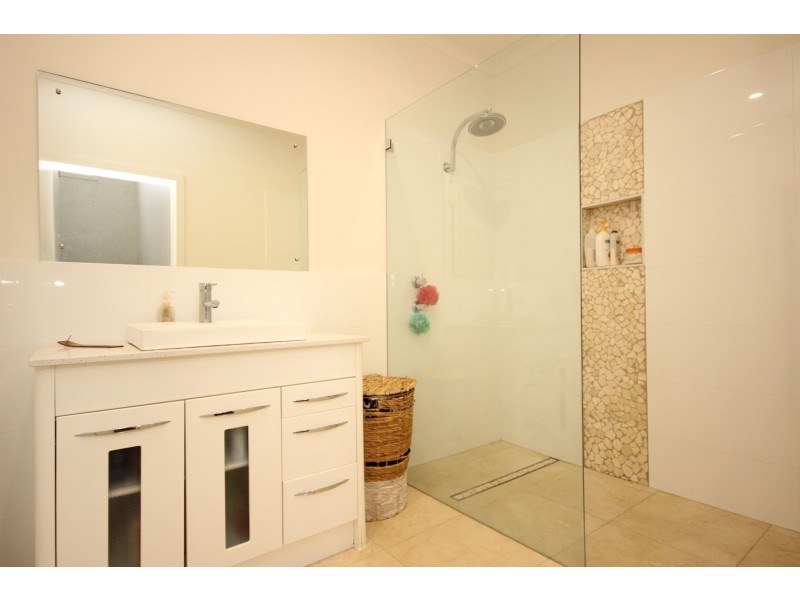 5 Narran Close, Forster NSW 2428