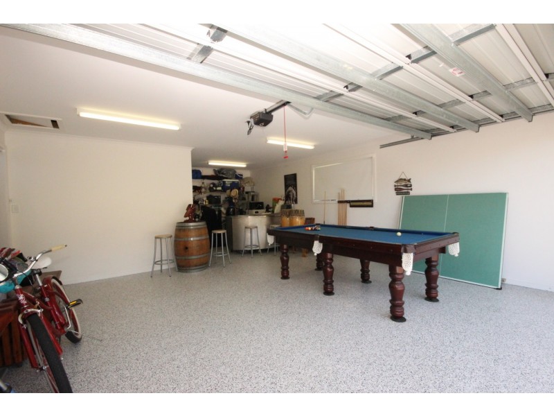 5 Narran Close, Forster NSW 2428