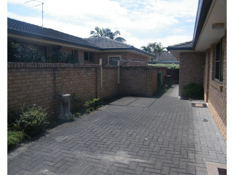 1/70 Kenrose Street, Forster NSW 2428