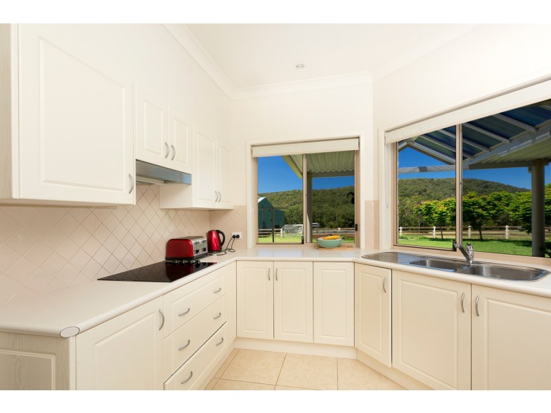 221 Herivels Road, Wootton NSW 2423