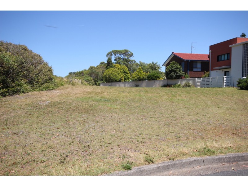 85 Burgess Road, Forster NSW 2428
