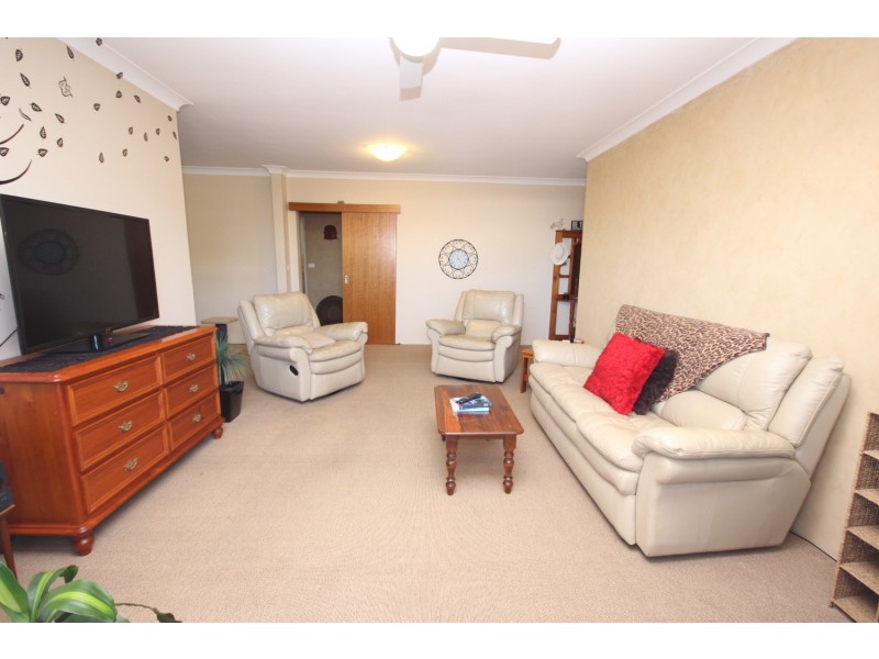 4/23-25 Lake Street, Forster NSW 2428