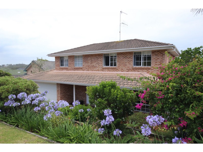 51 Karloo Street, Forster NSW 2428