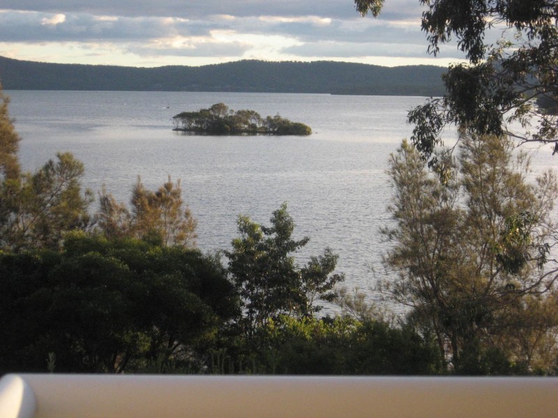 25 Green Point Drive, Green Point NSW 2428