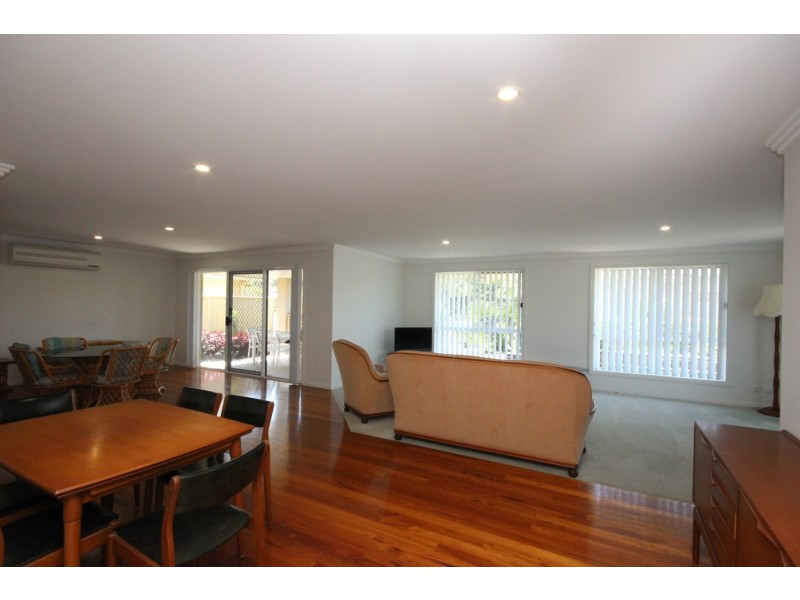 128 Kularoo Drive, Forster NSW 2428