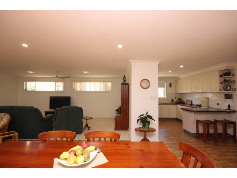 1/7 Elizabeth Street, Forster NSW 2428