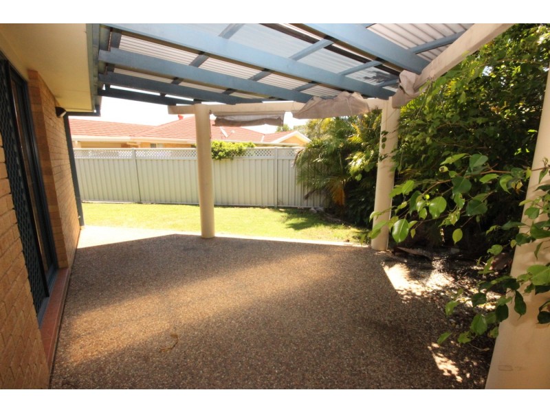 2/3  Inaja Place, Forster NSW 2428