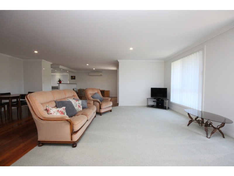 128 Kularoo Drive, Forster NSW 2428