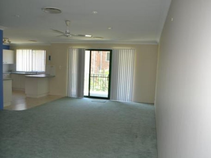 8/3 Lake Street, Tuncurry NSW 2428