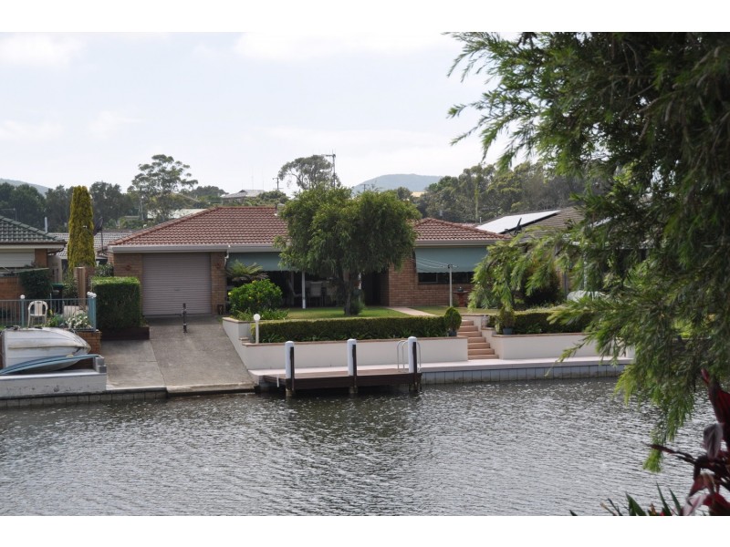 9 Roebuck Key, Forster NSW 2428