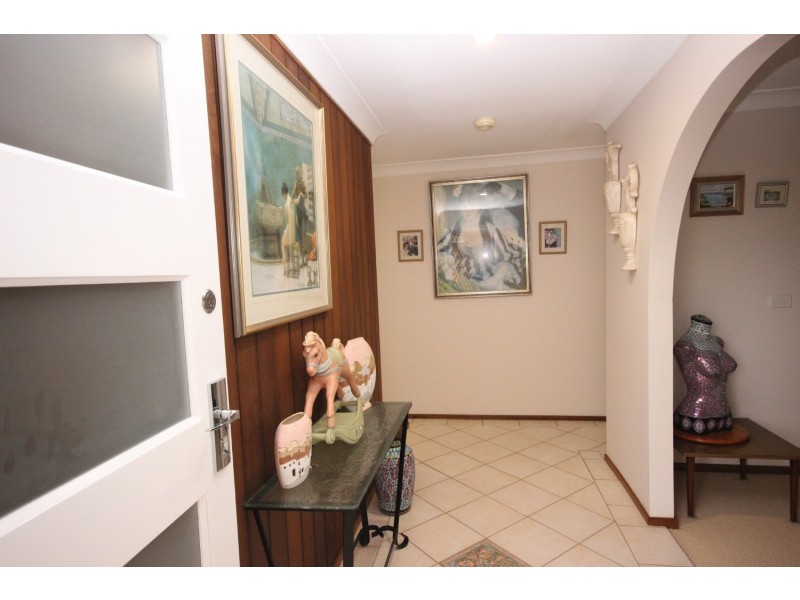 9 Roebuck Key, Forster NSW 2428