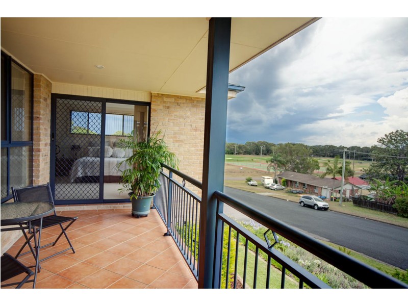 2 Timbertop Avenue, Forster NSW 2428