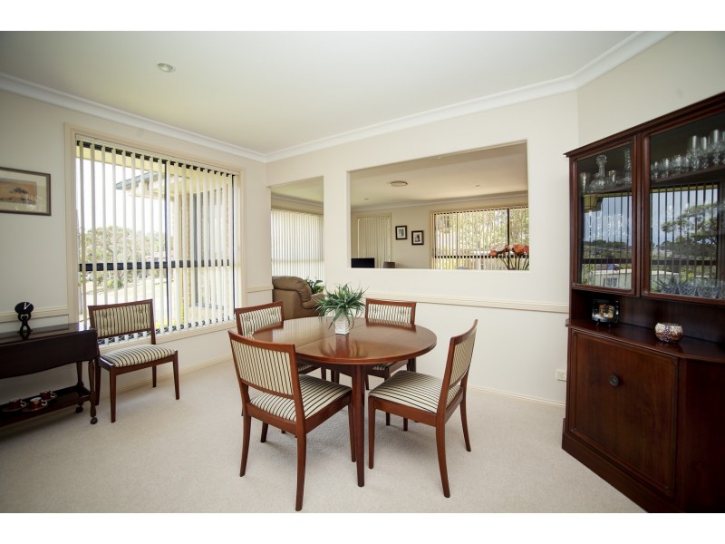 2 Timbertop Avenue, Forster NSW 2428