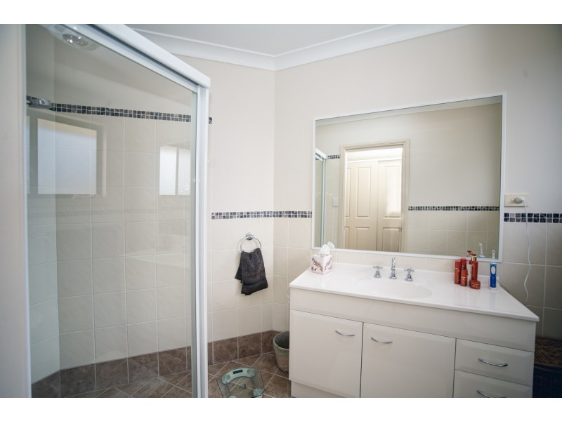 2 Timbertop Avenue, Forster NSW 2428