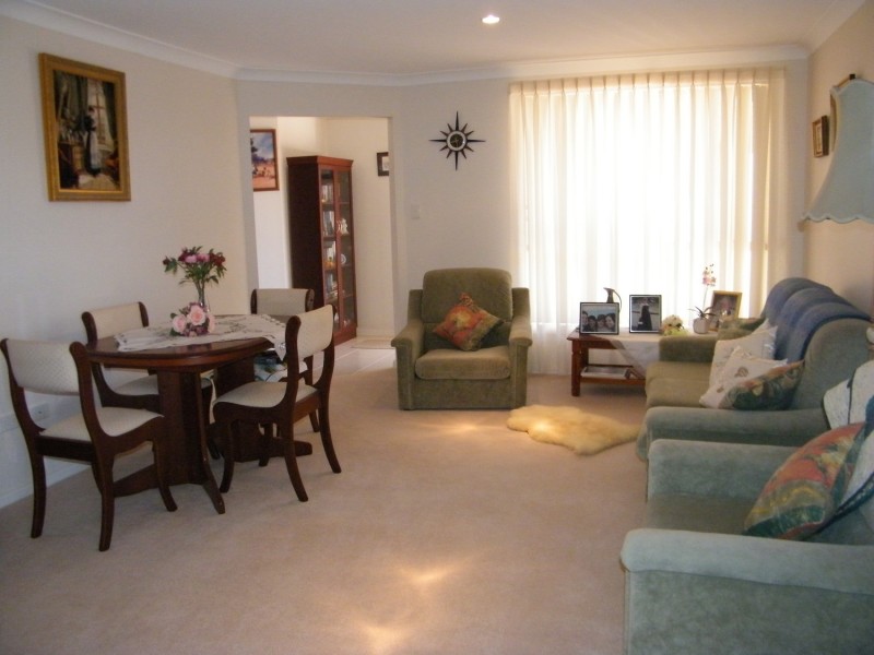 1b Annecy Court, Forster NSW 2428