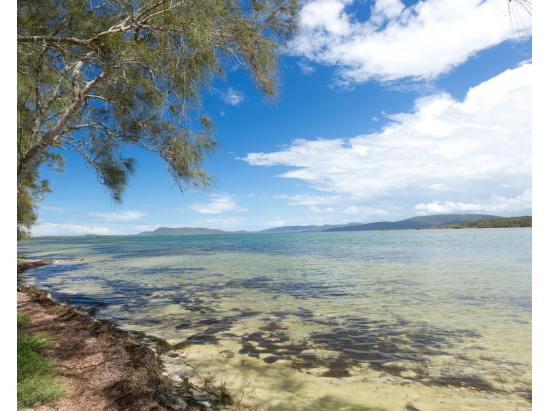 47 Green Point Drive, Green Point NSW 2428