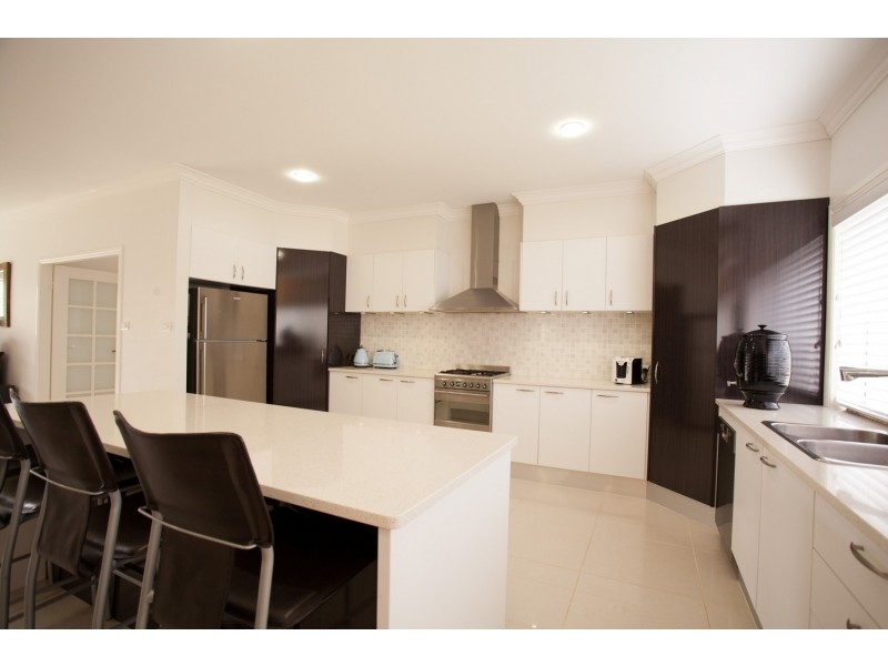 213 Tallwood Drive, Hallidays Point NSW 2430