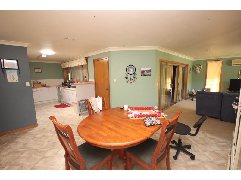 13 Surfview Avenue, Forster NSW 2428