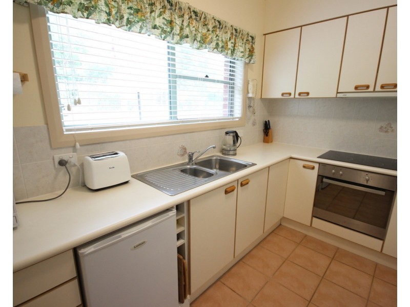 21/2 Breese Parade, Forster NSW 2428