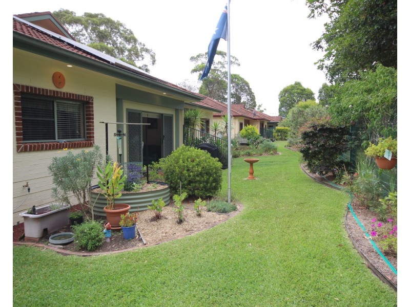 21/2 Breese Parade, Forster NSW 2428