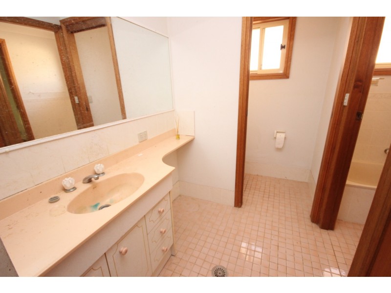 102 Goldens Road, Forster NSW 2428