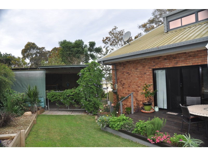 60 Moorooba Road, Coomba Park NSW 2428