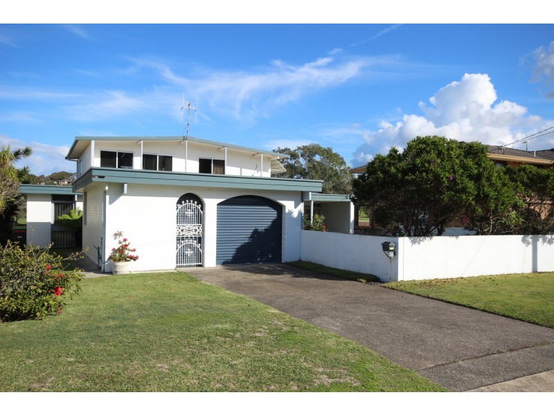 44 Gleeson Avenue, Forster NSW 2428