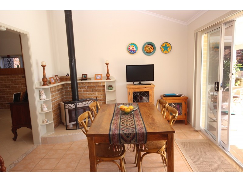 33 Wyuna Place, Forster NSW 2428