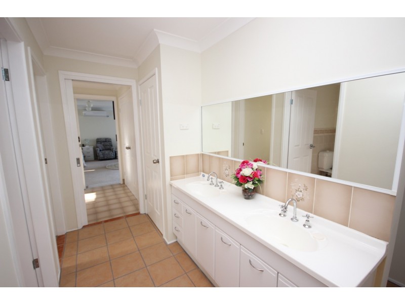 13 Aurum Place, Forster NSW 2428