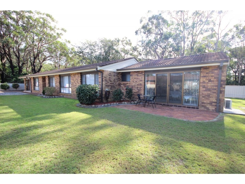 13 Aurum Place, Forster NSW 2428