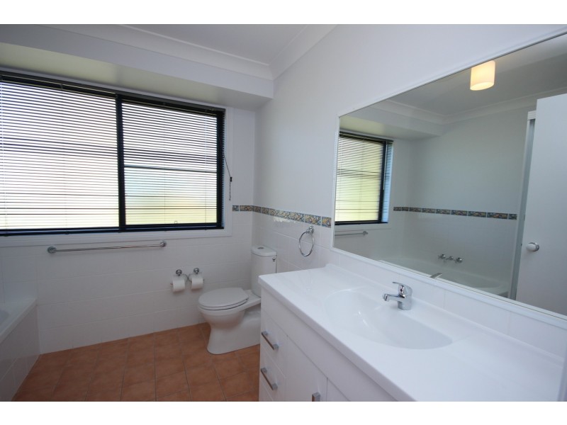 2 Cassina Close, Forster NSW 2428