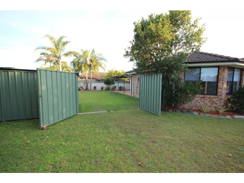 2 Cassina Close, Forster NSW 2428